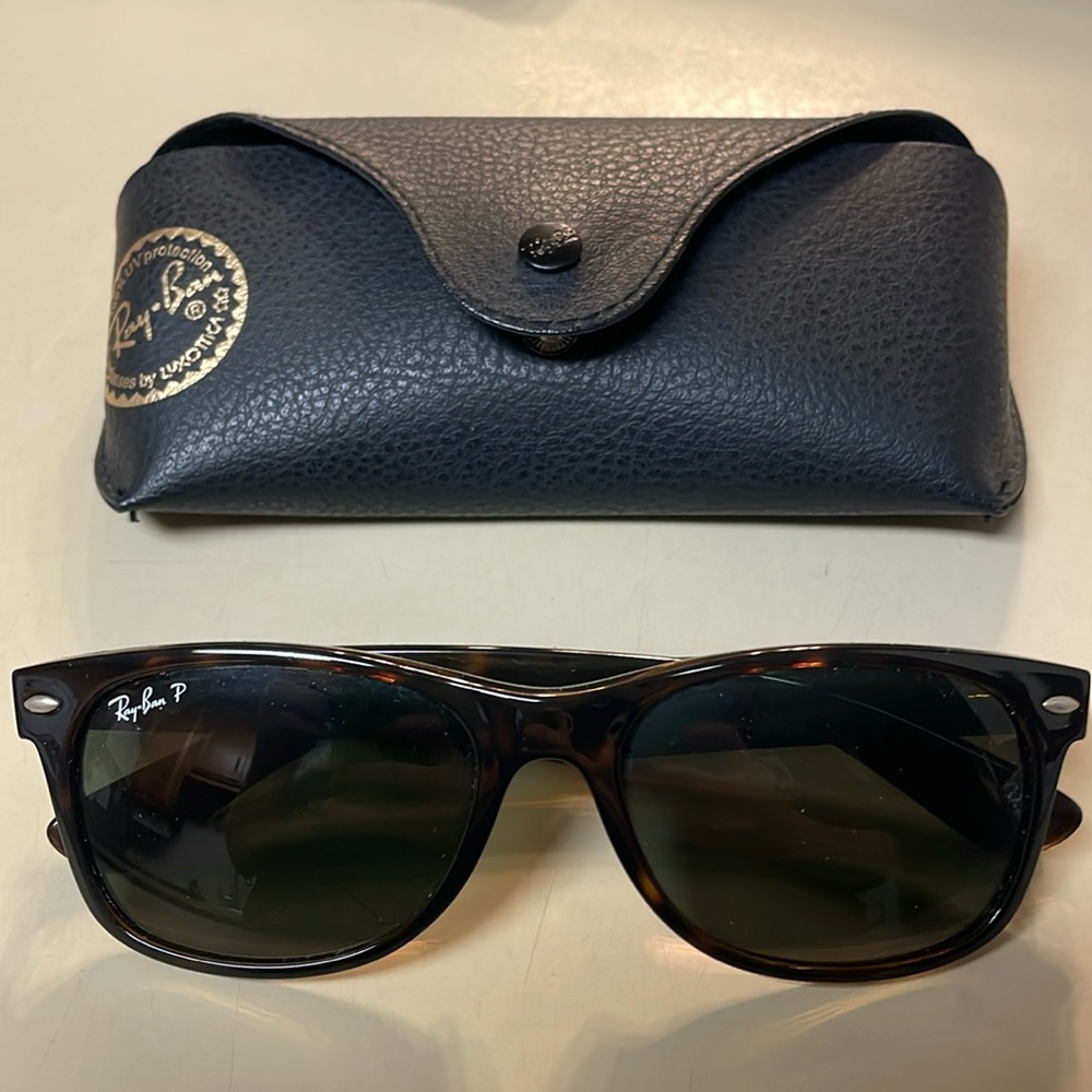 Ray-Ban New Wayfarer Sunglasses Classic - Color Tortoise